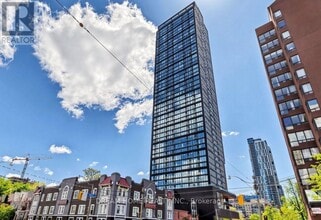 Building Photo - 319 Jarvis St