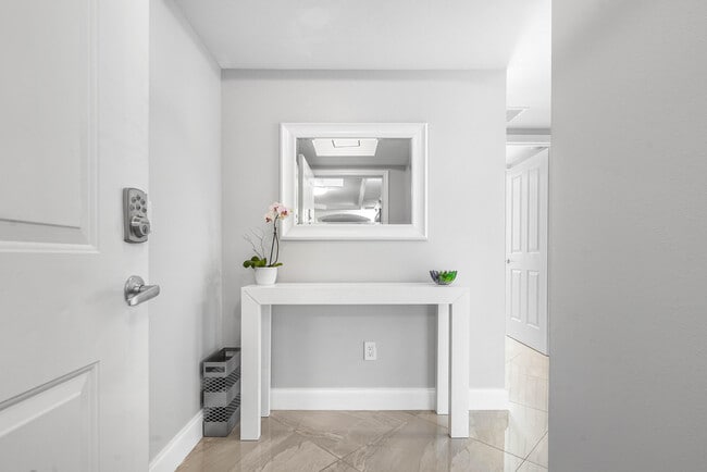 Foto del edificio - 600 S Dixie Hwy