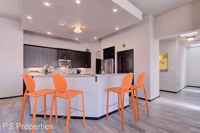 Building Photo - 4 br, 2 bath House - 4631 Almeria DR NW