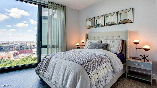 Foto del edificio - 1 br, 1 bath  - 1131 S State #2405