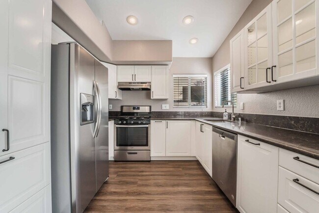 Foto del edificio - Beautiful 2 bedroom home in the heart of G...