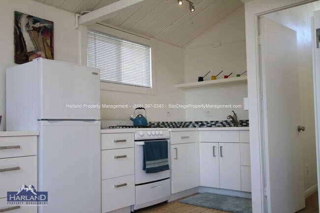 Foto del edificio - 6250-6264.5-62645 Stanley Ave