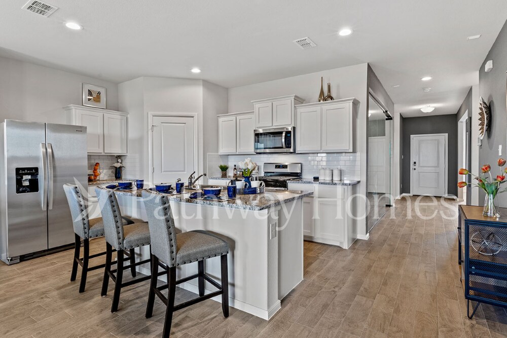 Foto del edificio - 9724 MCCLANE FARM Dr