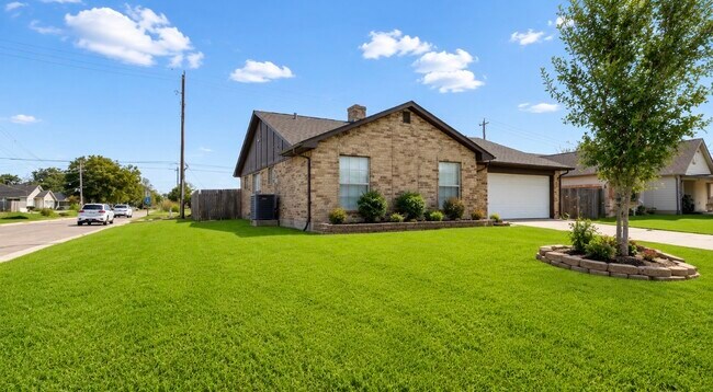 Foto del edificio - 11522 Corkwood Dr