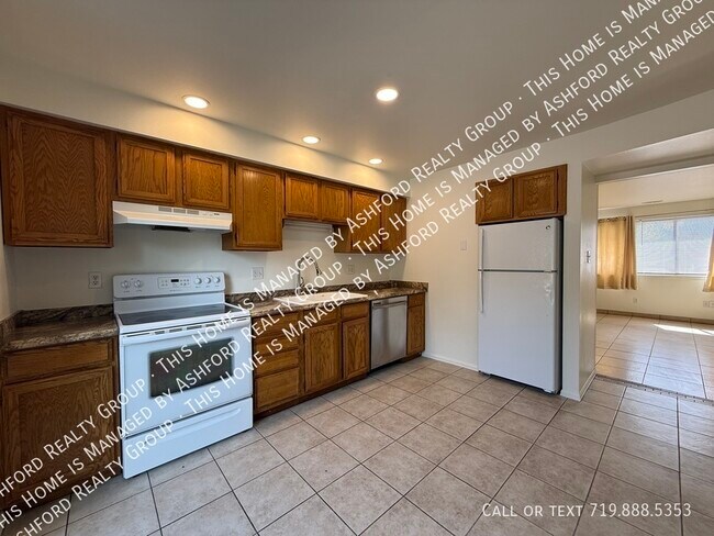 Foto del edificio - 6780 Pahokee Ct