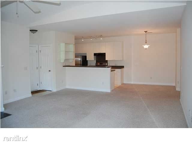 Building Photo - 2 br, 2 bath Condo - 1707 N Elgin Ct