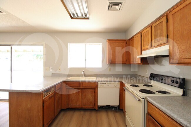 Foto del edificio - 2329 E Folley St