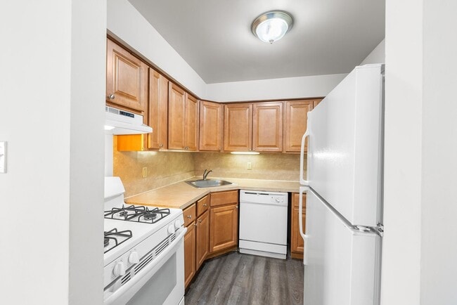 Interior Photo - The Yorklyn Apartments & Townhomes