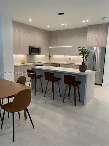 Foto del edificio - 6810 SW 80th St