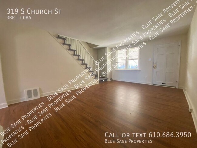 Foto del edificio - Beautiful 3 Bedroom, 1 Bath in Clifton Hei...