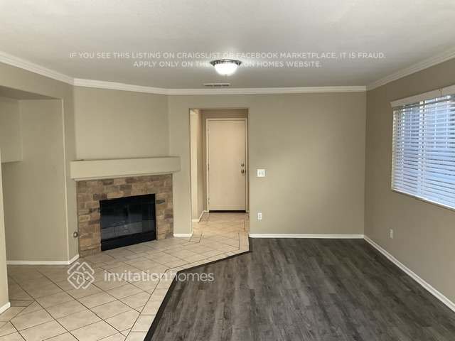 Foto del edificio - 7251 Fairwood Ln