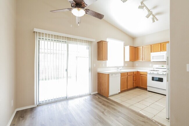 Building Photo - 9660 Flying Eagle Ln