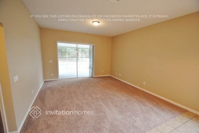 Foto del edificio - 400 Oak Springs Ct