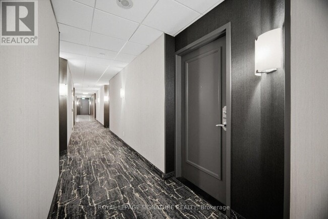 Building Photo - 153 Beecroft Rd