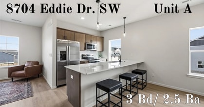 Building Photo - 3701 16th Ave SW