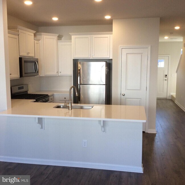 61 Peregrine Way, BURLINGTON, NJ 08016 Townhome Rentals in BURLINGTON