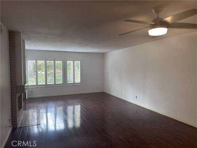 Building Photo - 2512 E Willow St