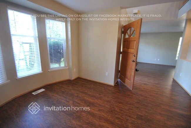 Building Photo - 16701 133rd Ave E