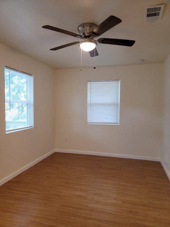 Building Photo - 1410 Singleton Ave