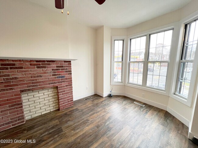 Foto del edificio - 169 Hoosick St