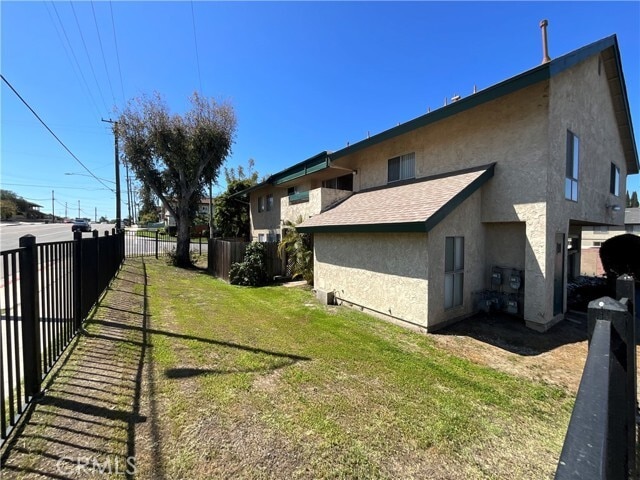 Primary Photo - 101 E Olive Ave
