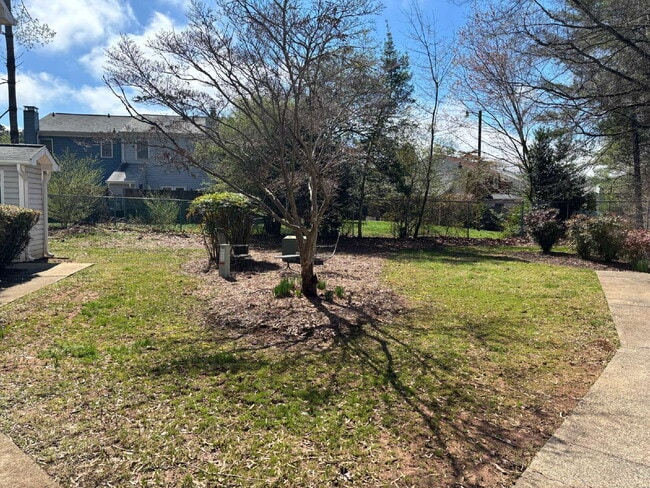 Photo - 617 Balfour Rd Apartment