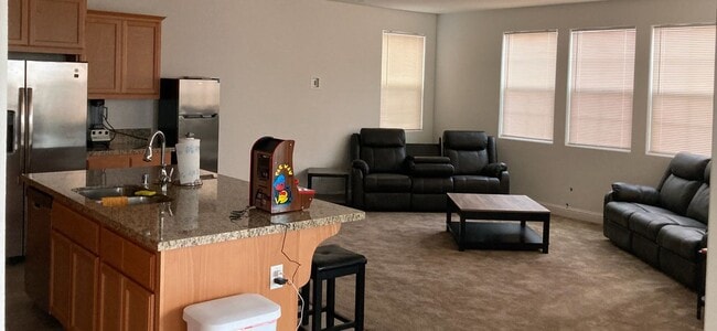 Building Photo - 1097 Sagittaria Ct
