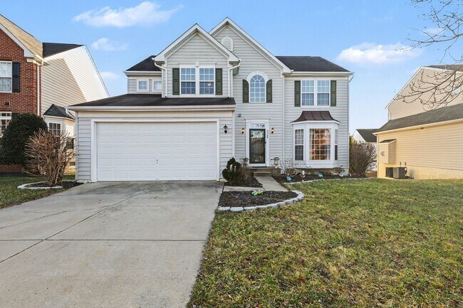 Foto del edificio - Spacious 5-Bedroom Fredericksburg Home with Flexible Living & Over 3,500 Sq Ft