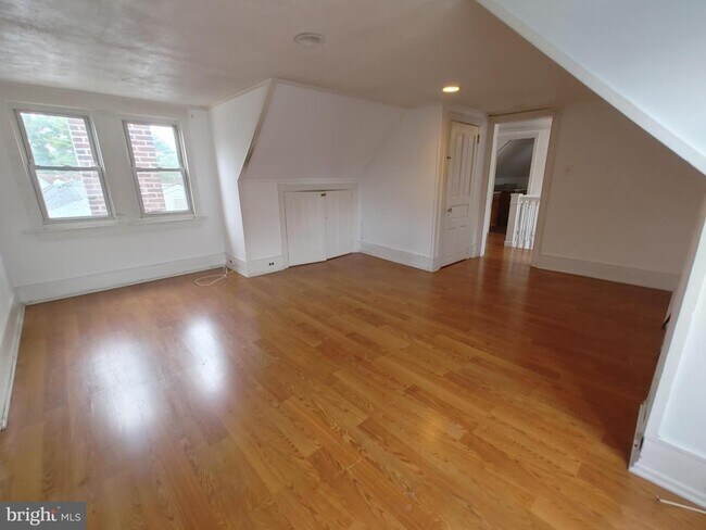 Foto del edificio - 360 Haddon Ave