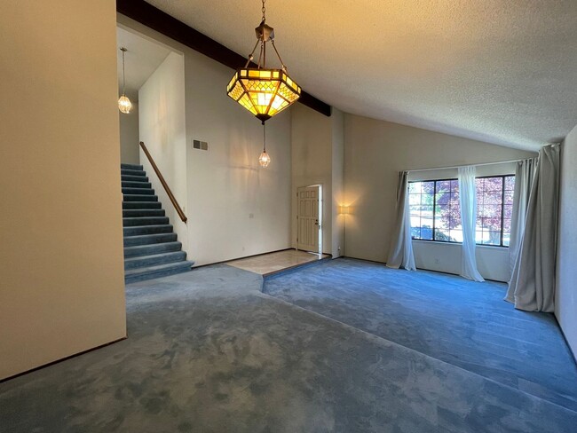 Building Photo - 32728 Dinuba Court, Union City, CA 94587