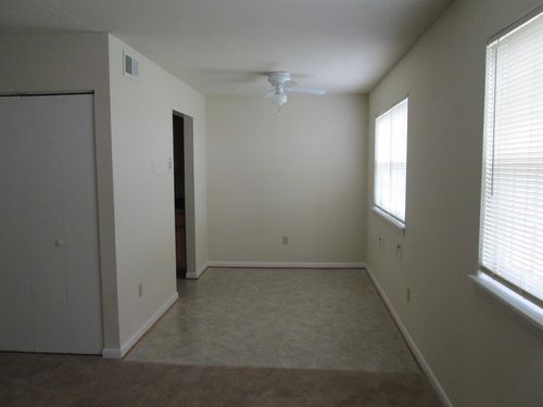Foto del edificio - 3605 Kecoughtan Rd
