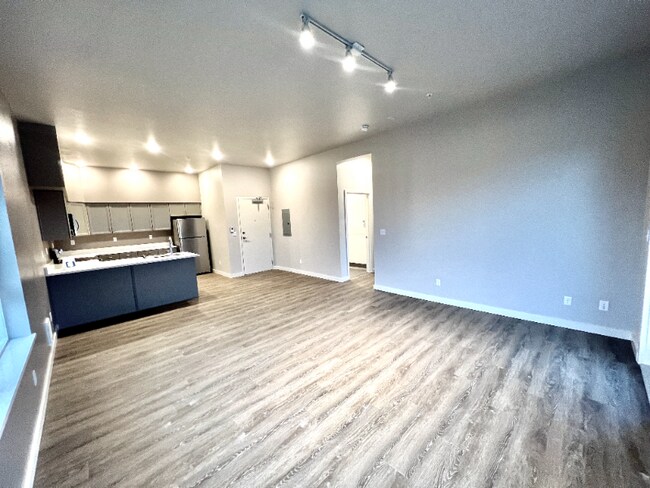 Building Photo - 2330 Yakima Ct