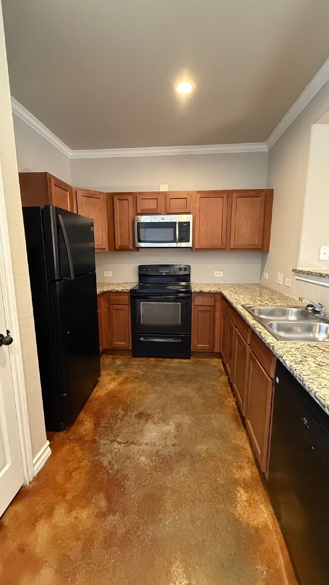 Foto del edificio - Spacious 3 Bed / 2.5 Bath Townhome in Quie...