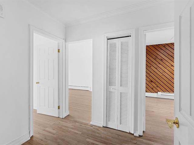 Photo du bâtiment - 2328 Rue Fleury E