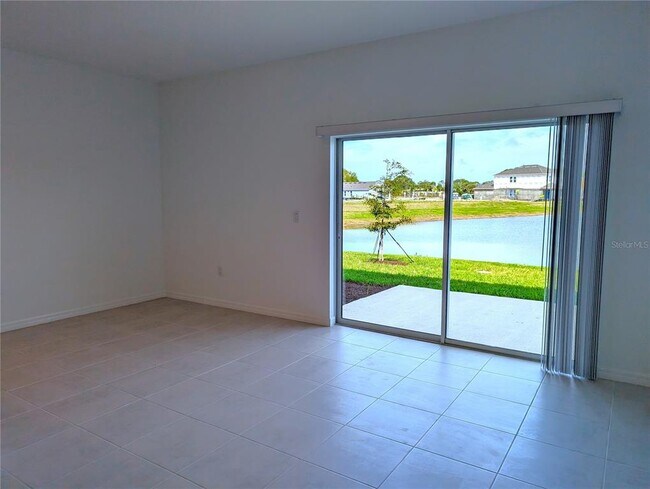 Foto del edificio - 5694 Archipelago St
