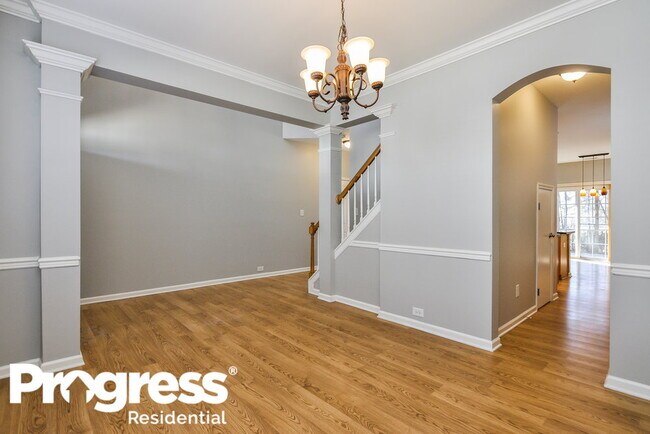 Building Photo - 650 Ashbrittle Dr
