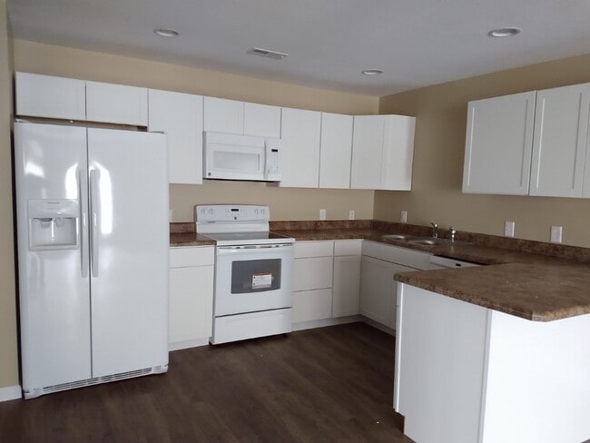 Cocina - 3880 Simpson Rd E