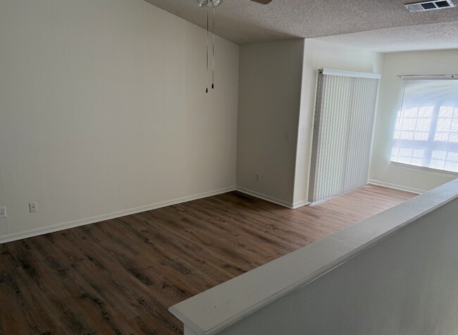 Foto del edificio - 897 Fording Island Rd