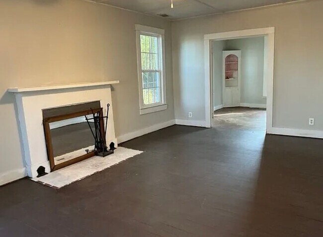 Foto del edificio - 2 Bed 1 Bath House