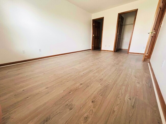 Foto del edificio - 1618 Bear Claw Ln
