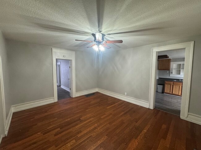 Building Photo - 714 N Wabash Ave