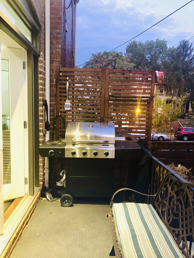Grill area - 179 V St NE