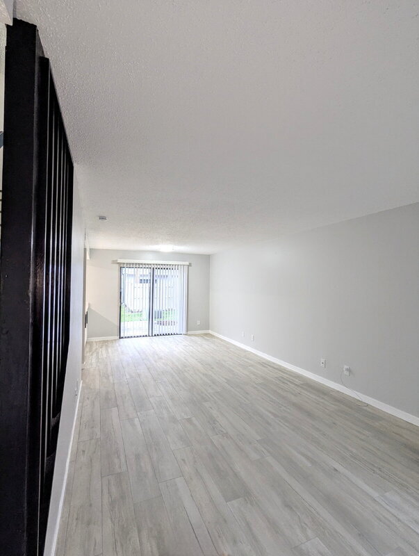 Building Photo - 4001 S Beneva Rd