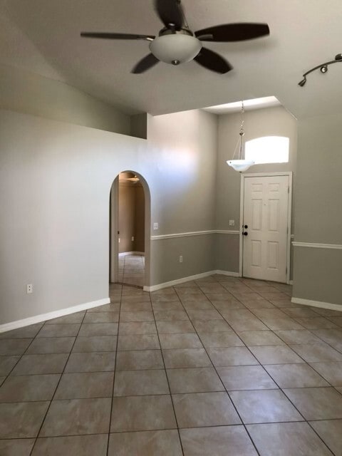 Building Photo - 1856 Cornerview Ln