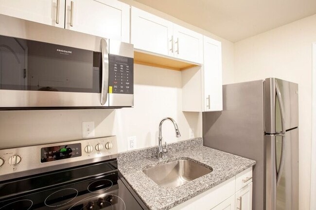 Photo - 1000 Monticello Rd Apartment