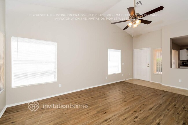 Foto del edificio - 15474 W Banff Ln