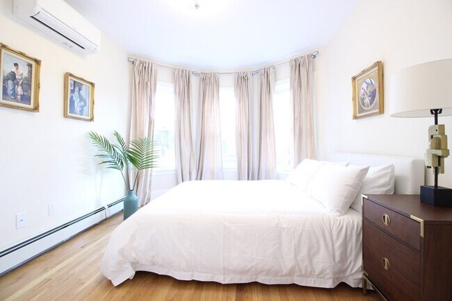 Foto del edificio - 437 Cardinal Medeiros Ave