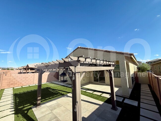 Building Photo - 11227 S Weismann Dr