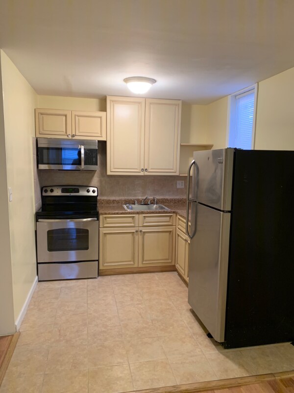 Foto del edificio - 1206 W Airdrie St