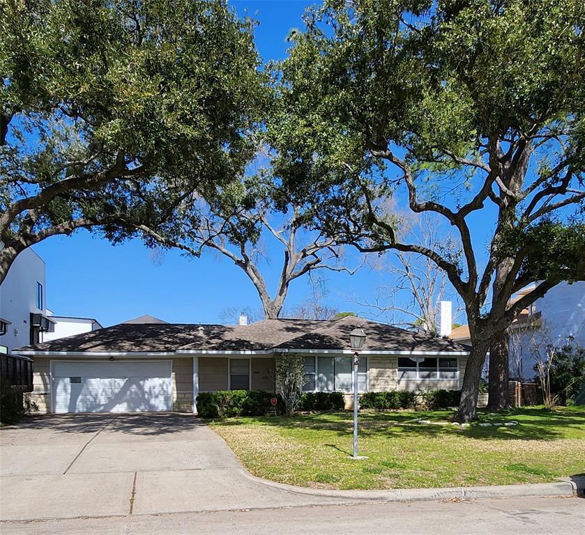 5004 Holt St, Bellaire, TX 77401 House Rental in Bellaire, TX